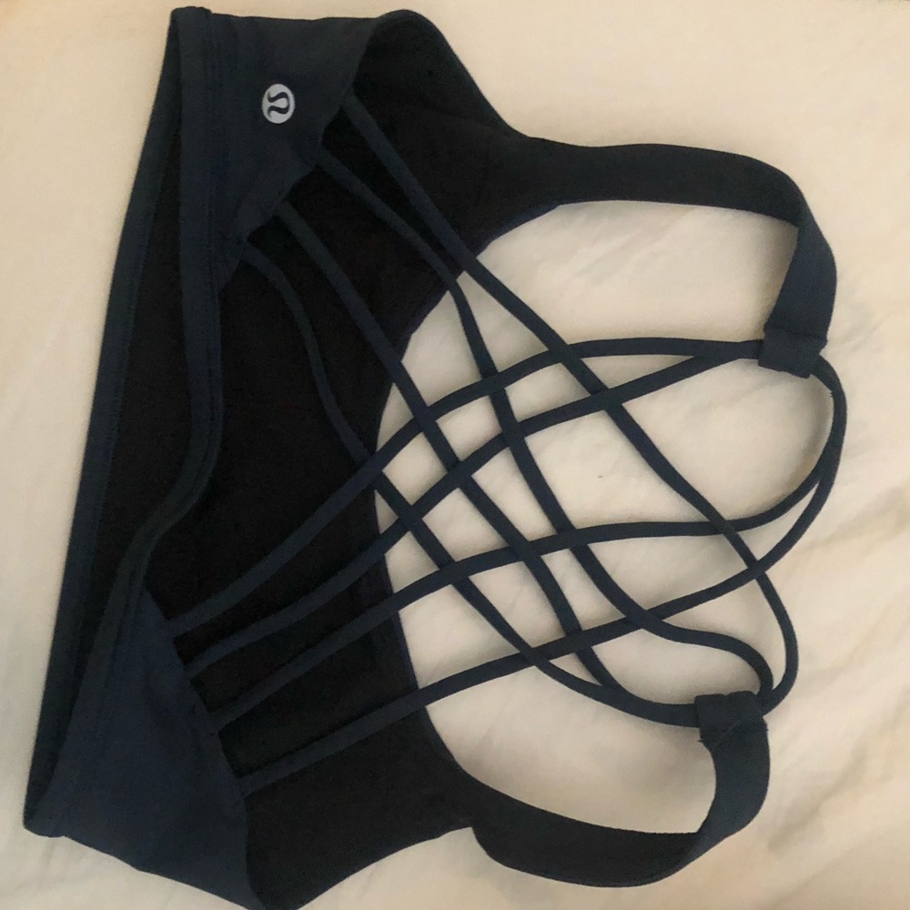 Lululemon Free to Be Wild Sports Bra - Navy Sz 6